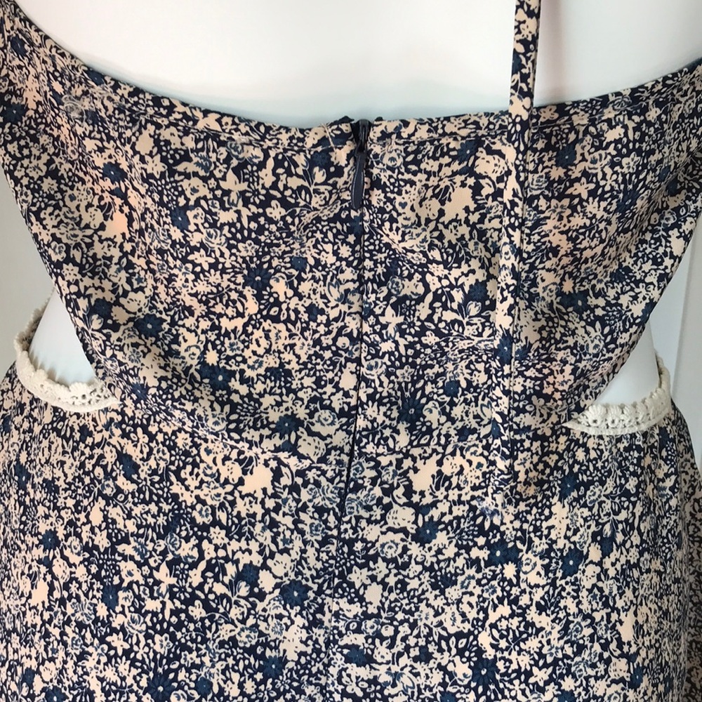 ROMPER - Picture 5 of 6
